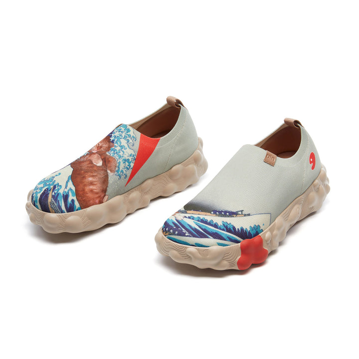 The Great Wave and the Cat 3 Women