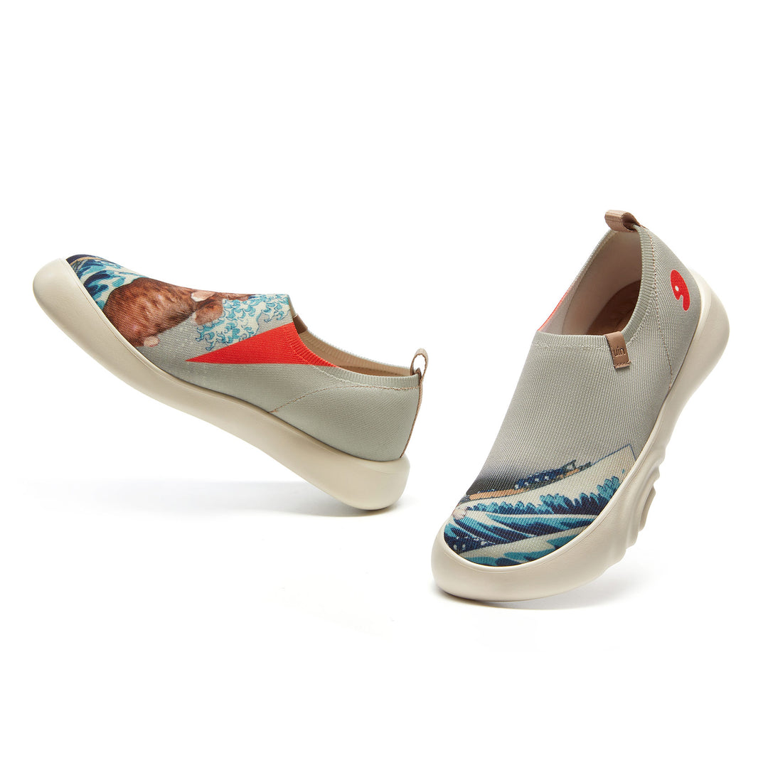 The Great Wave and the Cat 5 Toledo XV Women