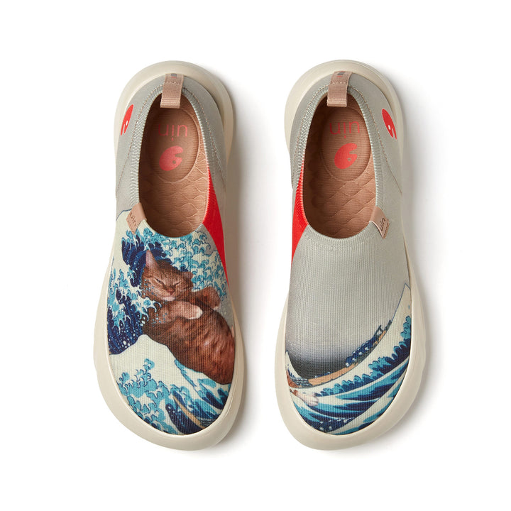 The Great Wave and the Cat 5 Toledo XV Women