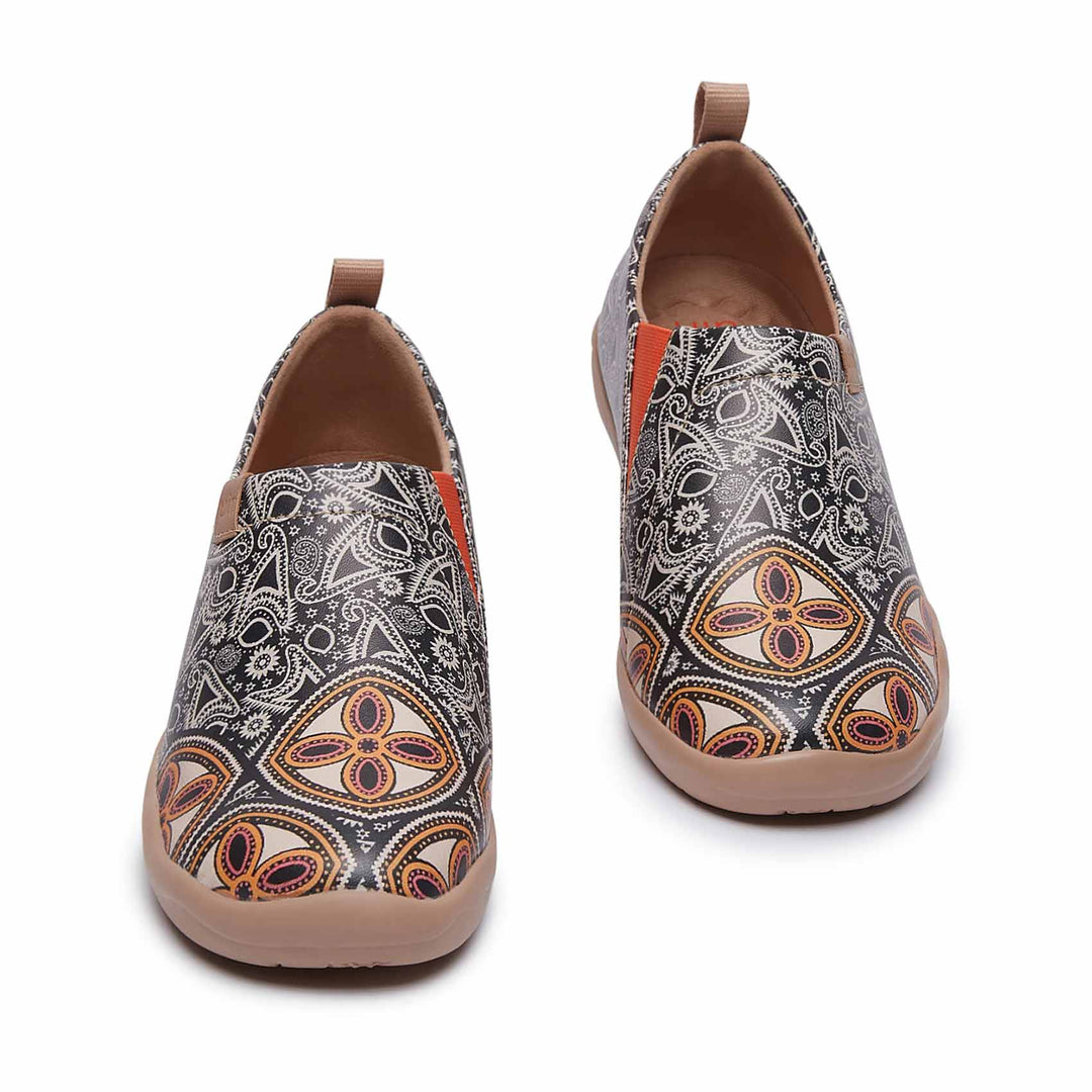 UIN Footwear Women Blessing Toledo I Women Canvas loafers