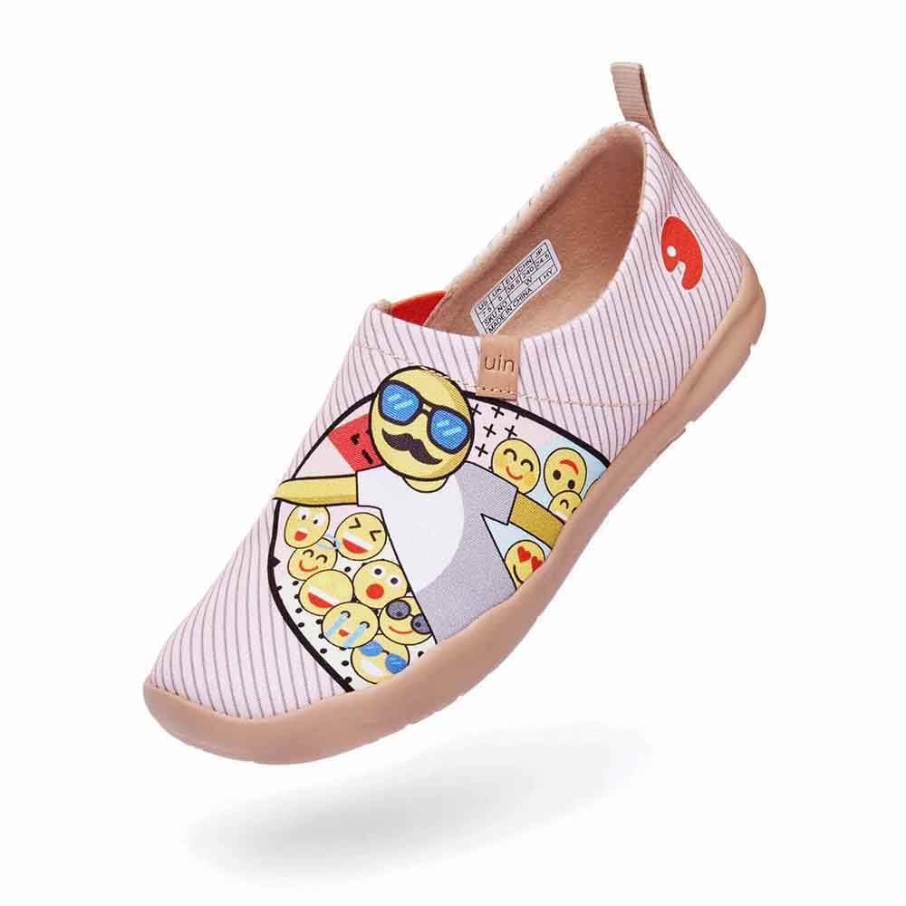 UIN Footwear Women Don't Leave Me Women Canvas loafers