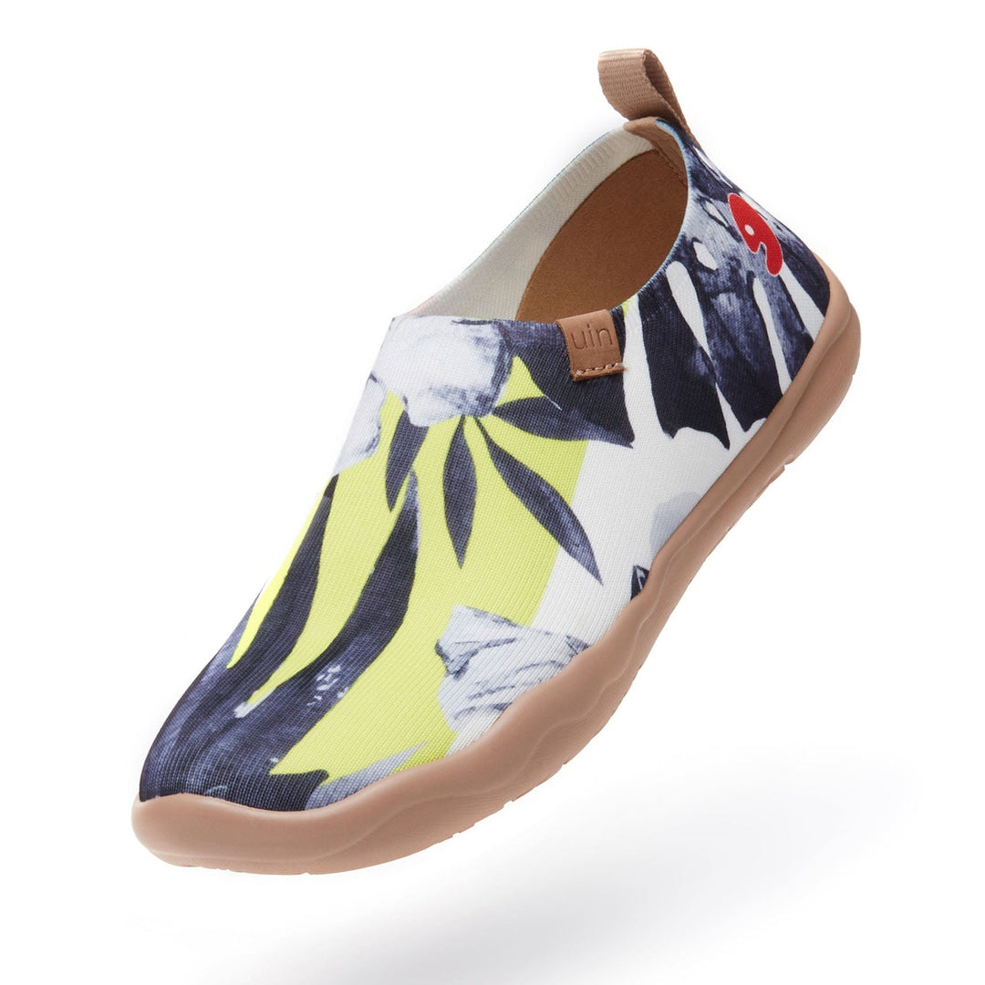 UIN Footwear Women Hibiscus in Full Bloom Toledo I Women Canvas loafers