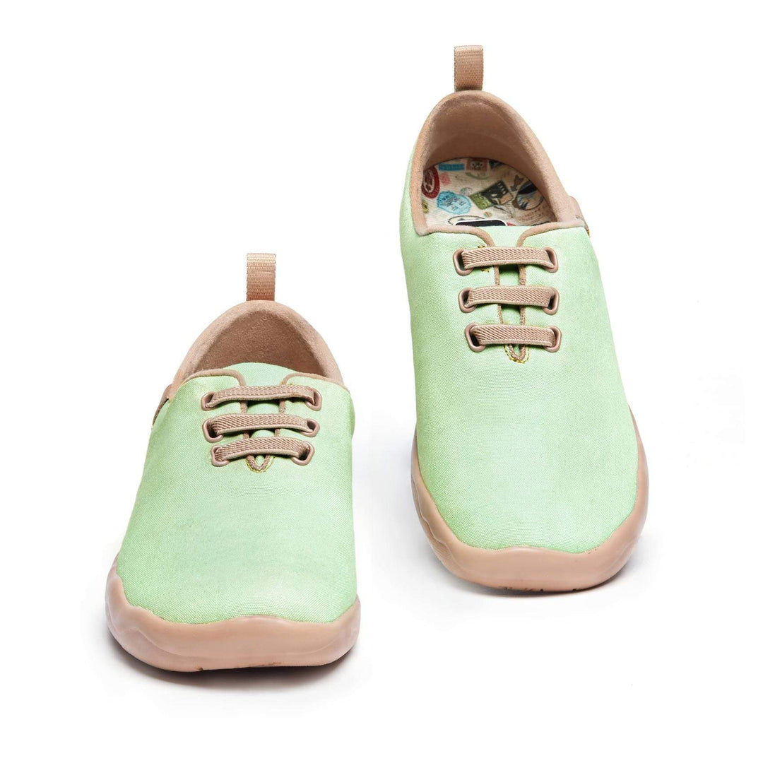 UIN Footwear Women Moguer Pastel Green Canvas loafers