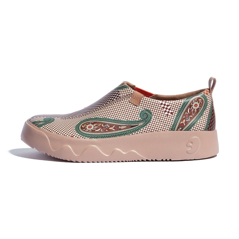 UIN Footwear Women Paisley Check II Toledo IX Women Canvas loafers