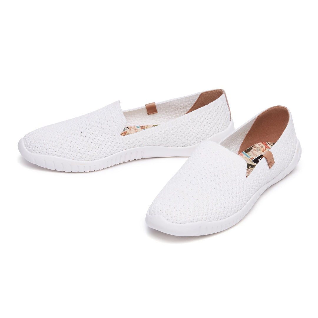 UIN Footwear Women Pure White Minorca II Women Canvas loafers