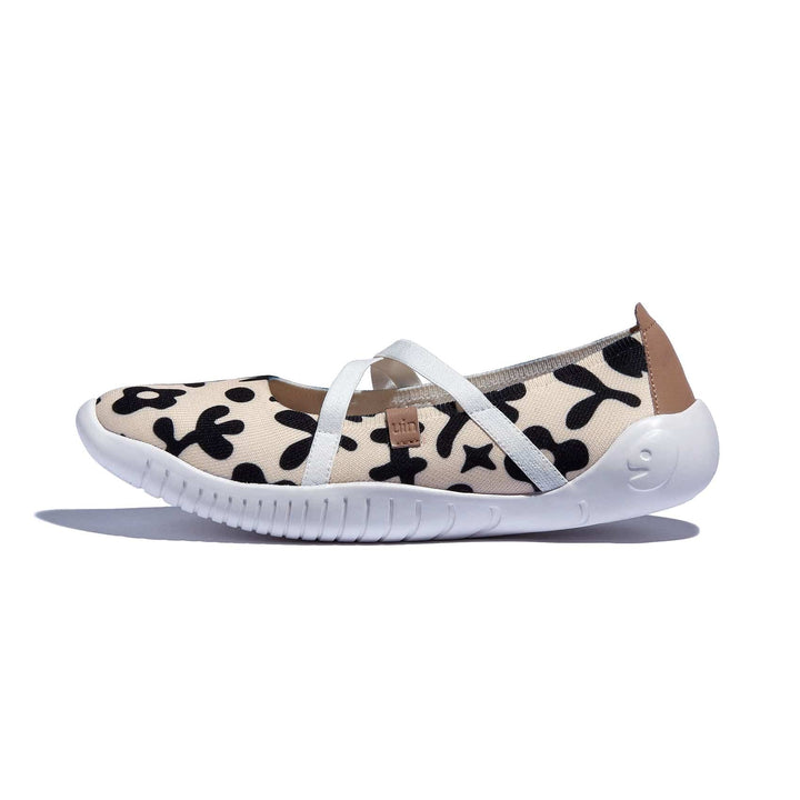 UIN Footwear Women Spotted Flowers Menorca VII Women Canvas loafers