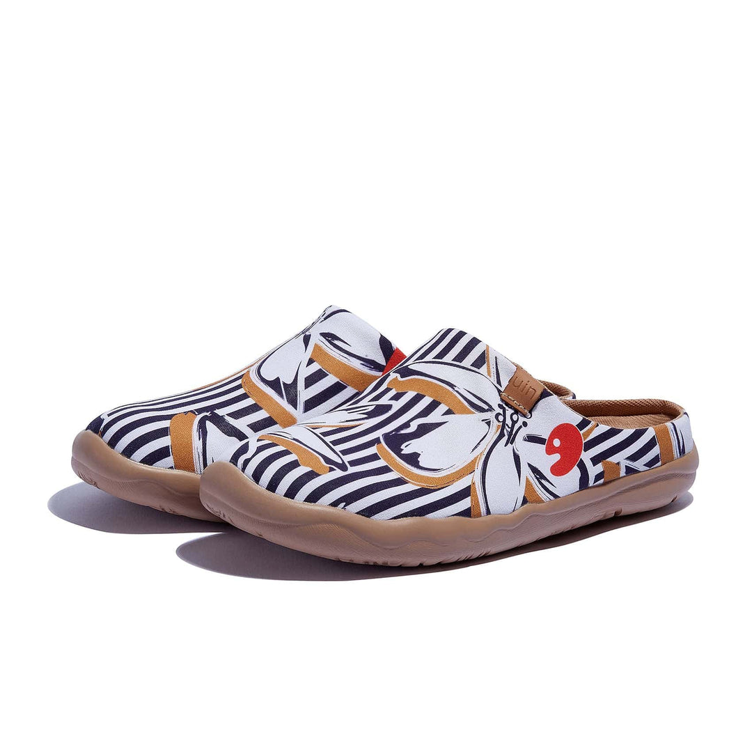 UIN Footwear Women Striped Flowers Malaga Women Canvas loafers