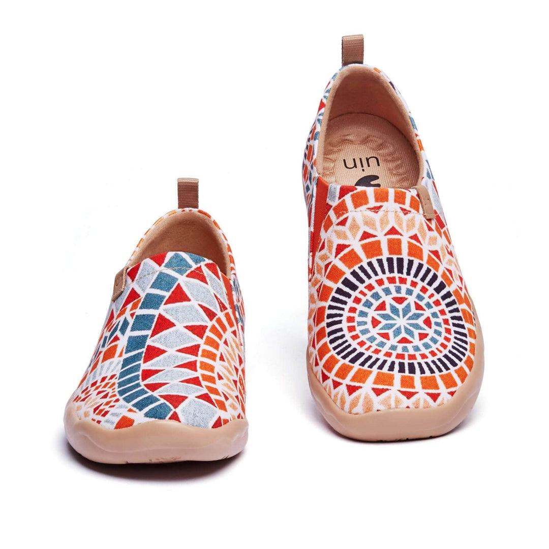 UIN Footwear Women Sunshine in Morocco Canvas loafers