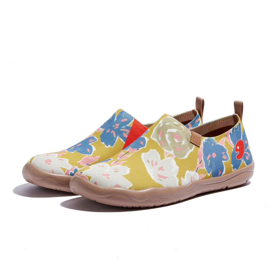 UIN Footwear Women Wildflower Fragrance Toledo I Women Canvas loafers