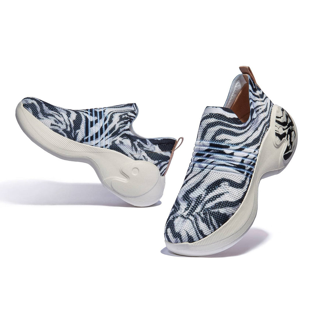 UIN Footwear Women Zebra Migration Zaragoza II Women Canvas loafers